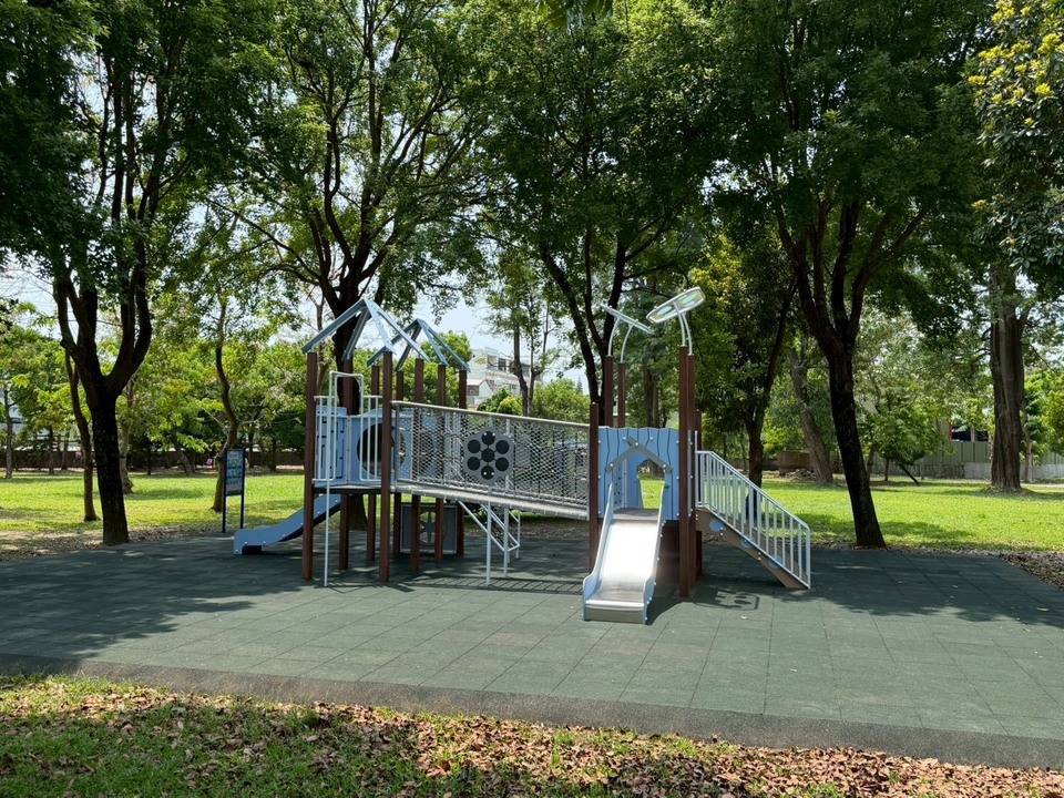 源潭公園