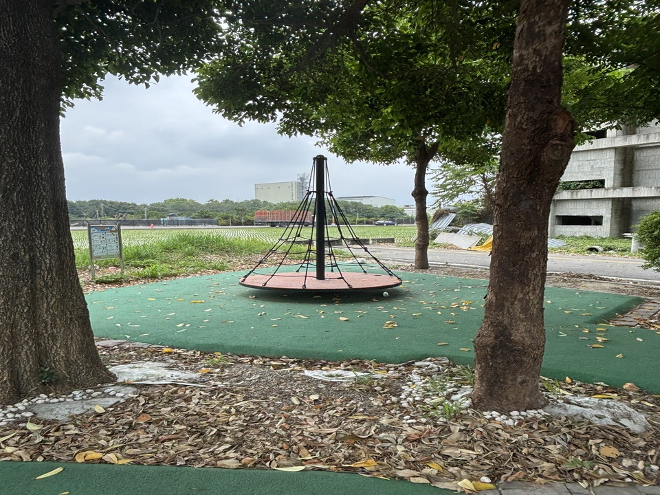 崙南段754地號