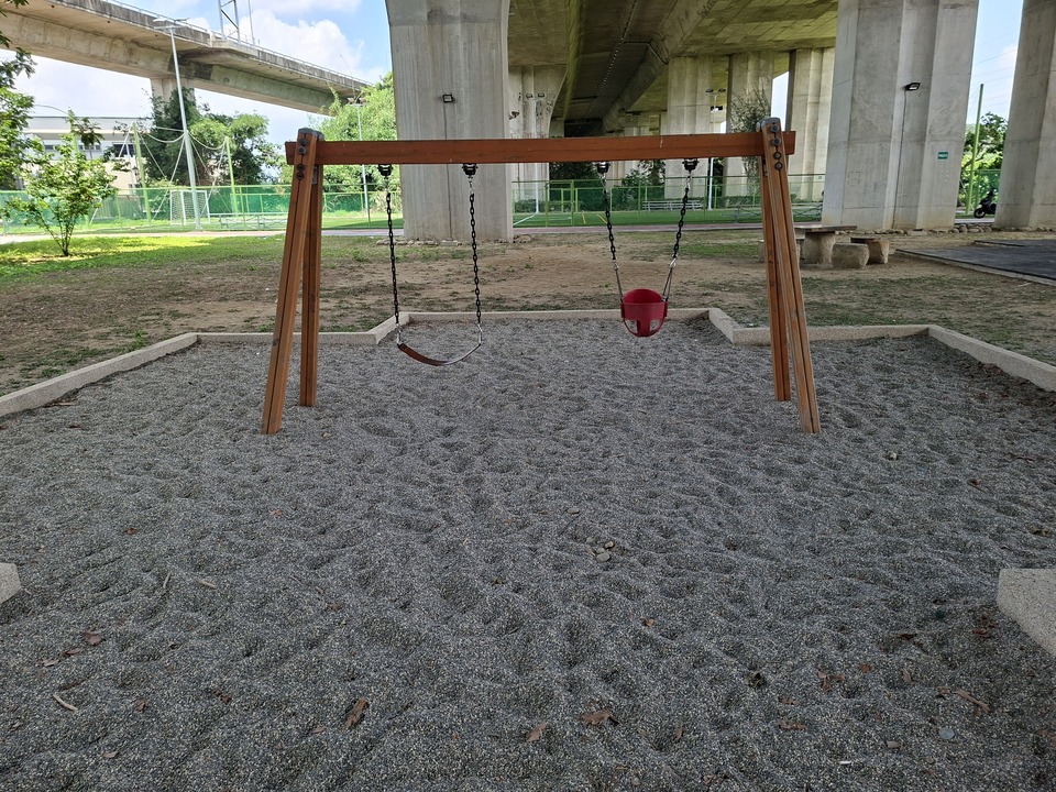三村公園