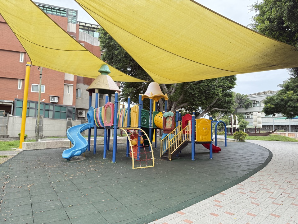 鹿港鎮小鹿兒童公園