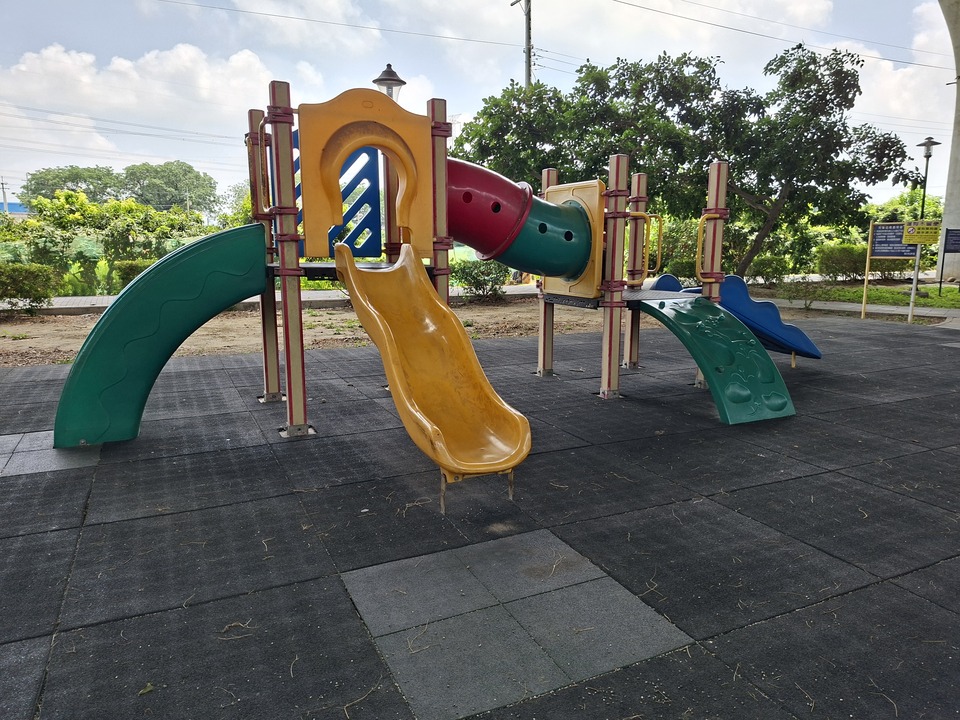 三村公園
